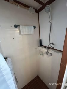 bath, Kadey-Krogen 36 Manatee, trawler for sale