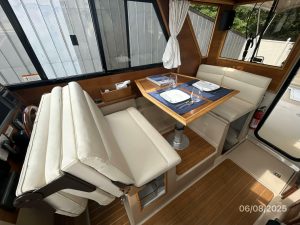 salon, Cutwater, trawler for sale