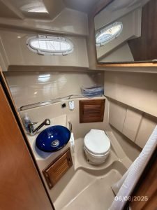 bath, Cutwater, trawler for sale