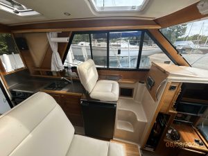 navigation station, Cutwater, trawler for sale