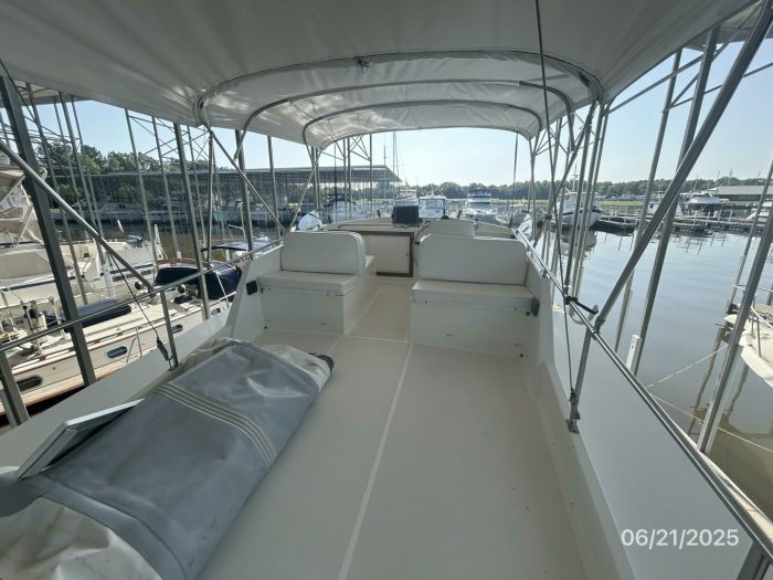 cockpit, Grand Banks 36 Europa, trawler for sale