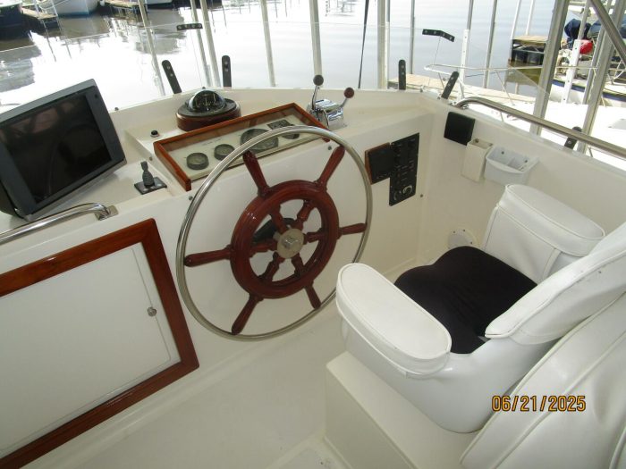 helm, Grand Banks 36 Europa, trawler for sale