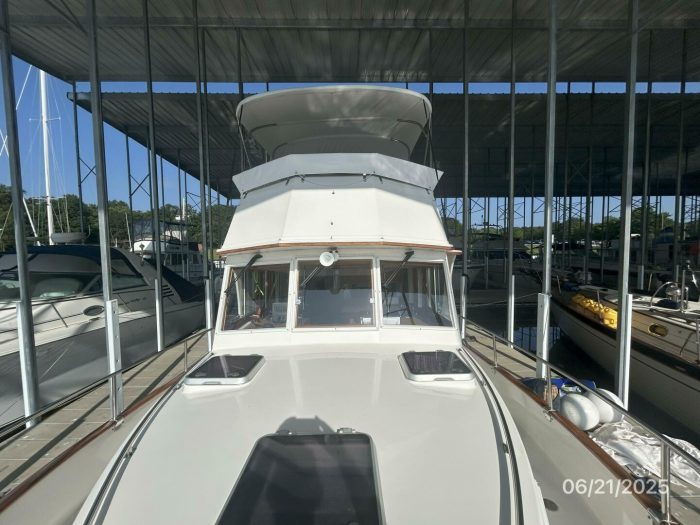 exterior, Grand Banks 36 Europa, trawler for sale
