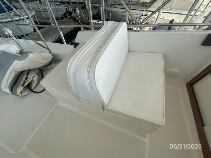 cockpit, Grand Banks 36 Europa, trawler for sale