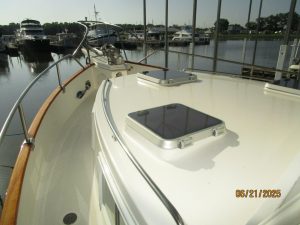deck, Grand Banks 36 Europa, trawler for sale