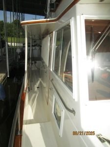 deck, Grand Banks 36 Europa, trawler for sale