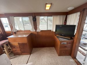 salon, Grand Banks 36 Europa, trawler for sale