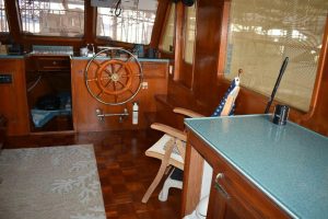 navigation station, Defever 44, trawler for sale