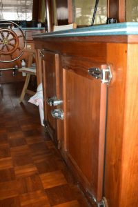 navigation station, Defever 44, trawler for sale
