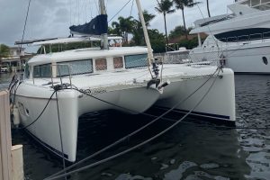 exterior, Lagoon 420, catamaran for sale
