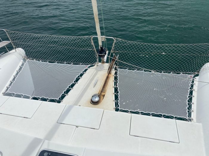 deck, Lagoon 420, catamaran for sale