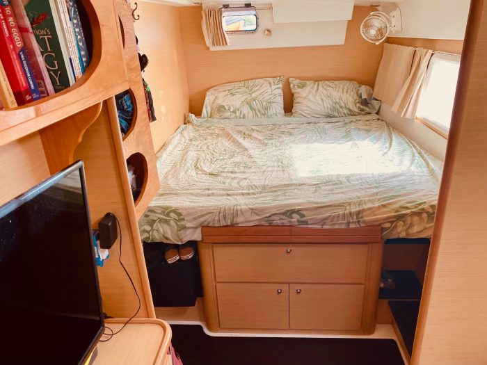 bed, Lagoon 420, catamaran for sale
