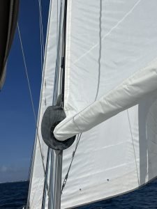 underway, Lagoon 400, catamaran for sale