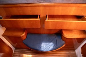 interior, Privilege 435, catamaran for sale