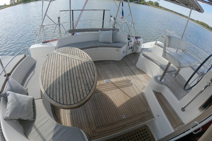 exterior, Privilege 435, catamaran for sale
