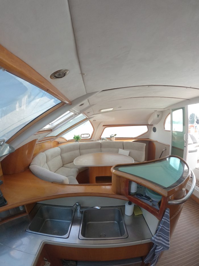 salon, Privilege 435, catamaran for sale