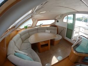 salon, Privilege 435, catamaran for sale