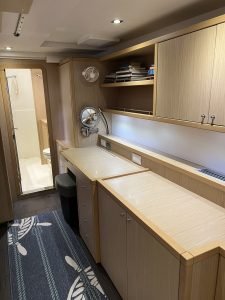 interior, Lagoon 400, catamaran for sale