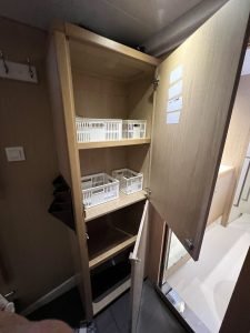 interior, Lagoon 400, catamaran for sale