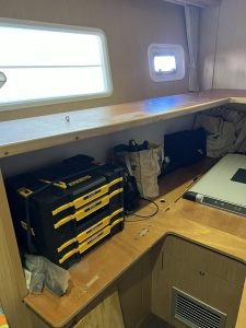 interior, Lagoon 400, catamaran for sale
