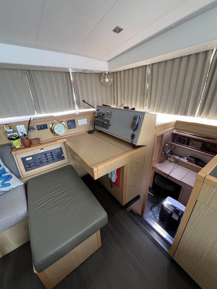 navigation station, Lagoon 400, catamaran for sale