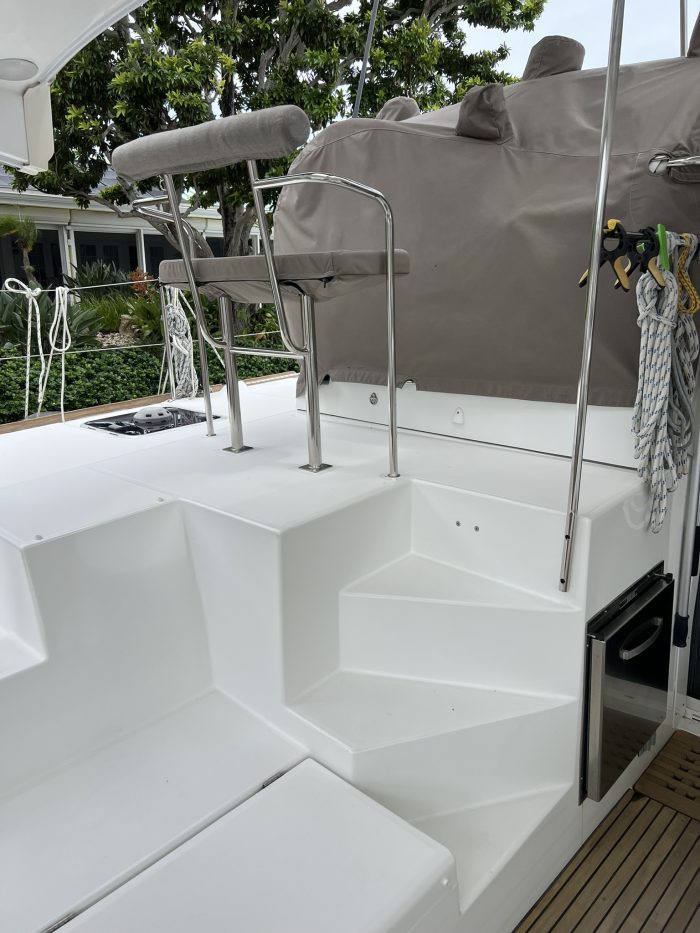 deck, Lagoon 400, catamaran for sale