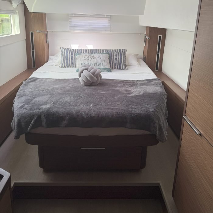 bed, Lagoon 46, catamaran for sale