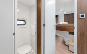 bath, Bali 4.8, catamaran for sale
