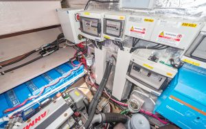 electrical, Bali 4.8, catamaran for sale