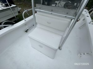 deck, Twin Vee, trawler for sale