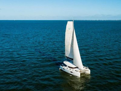 2017 Lagoon 42 ‘Blue Pearl Too’: Off-Grid Cat, Kemah TX