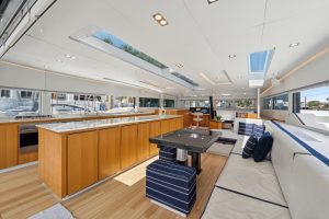 salon, MC 62, catamaran for sale