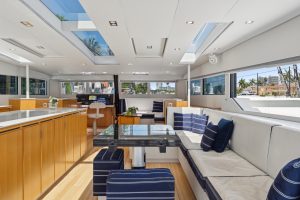 salon, MC 62, catamaran for sale