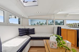 salon, MC 62, catamaran for sale
