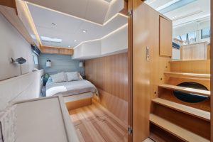 bed, MC 62, catamaran for sale