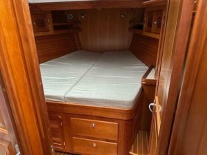 bed, Passport 545, sailboat for sale