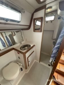 bath, Freedom 40, sailboat for sale