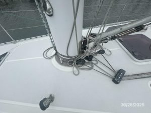 deck, Freedom 40, sailboat for sale