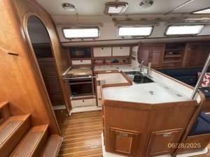 interior, Freedom 40, sailboat for sale