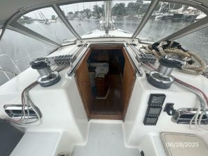 helm, Freedom 40, sailboat for sale