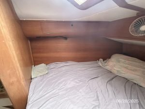 bed, Freedom 40, sailboat for sale