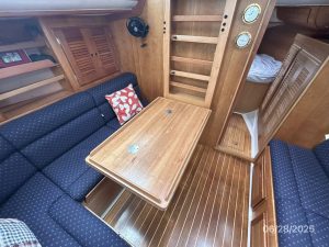 salon, Freedom 40, sailboat for sale