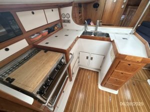 interior, Freedom 40, sailboat for sale
