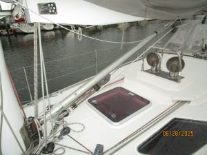 deck, Freedom 40, sailboat for sale