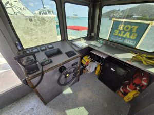 navigation station, Custom, trawler for sale