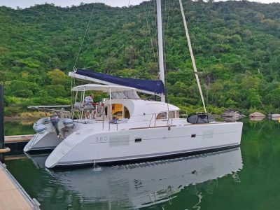 Lagoon 380