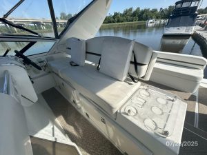 cockpit, Trojan 400, trawler for sale