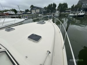 deck, Mainship 34, trawler for sale