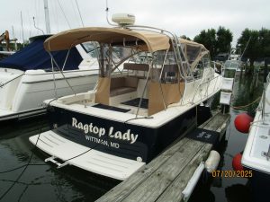 cockpit, Mainship 34, trawler for sale
