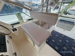cockpit, Mainship 34, trawler for sale